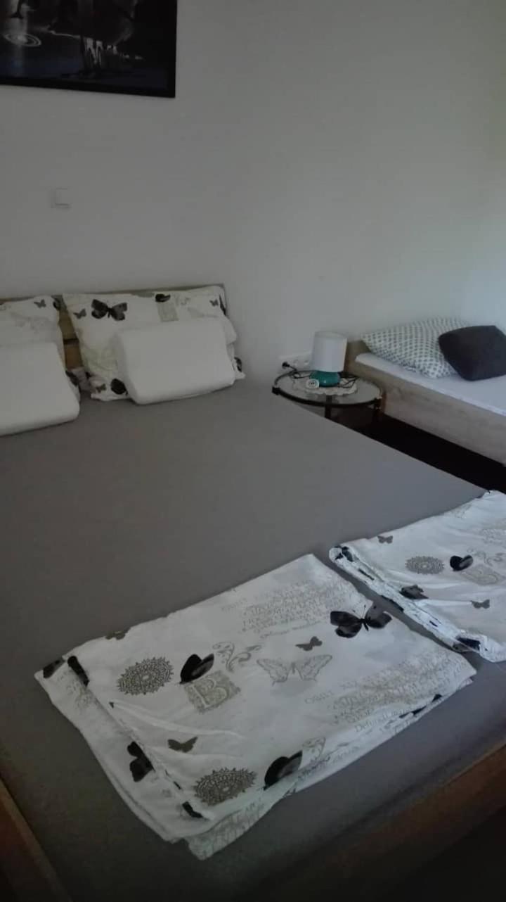 Gabriela Apartment Nin Bagian luar foto